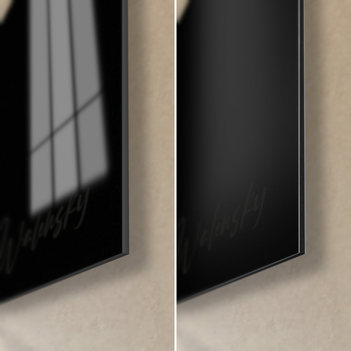 Cuadro de un atleta de metal en tono cobre sobre fondo negro, esquina inferior derecha: cristal acrílico brillante que refleja la ventana, Dibond mate, canto de 3 mm