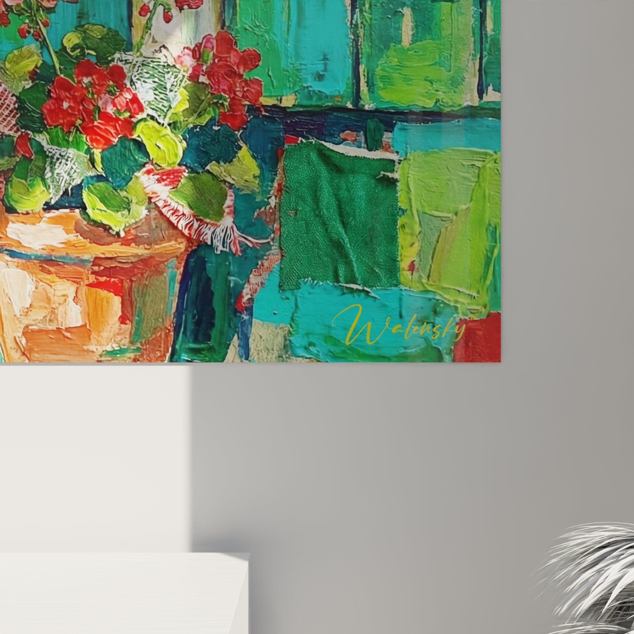 Vue d'ensemble tableau mural chat European Shorthair ambiance provençale volets colorés