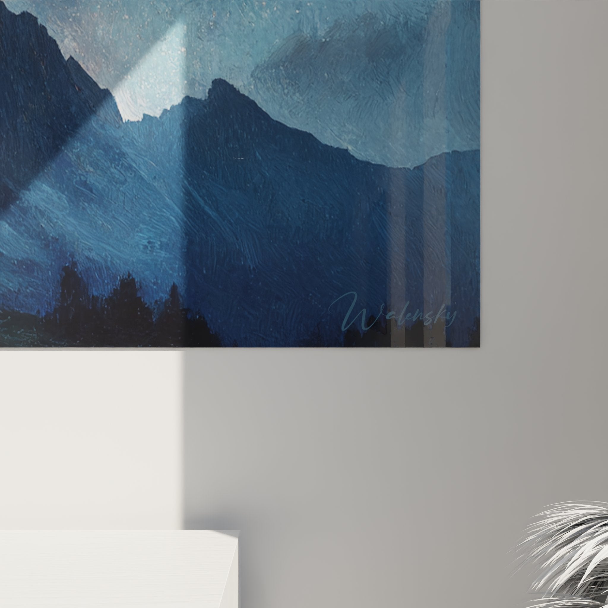 Vista complessiva quadro notturno Dolomiti, prospettiva finestra su montagne e cielo stellato