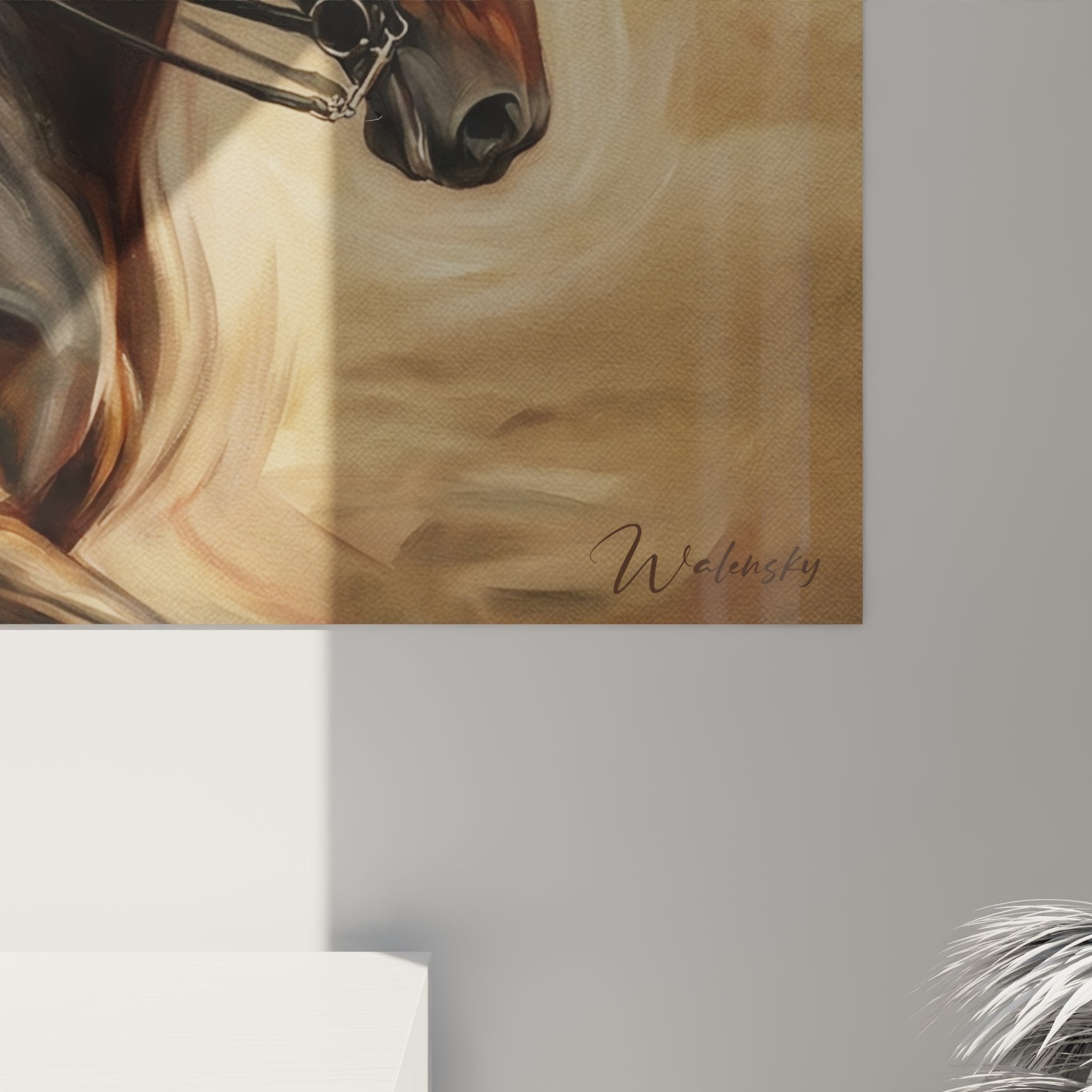 Panoramica quadro arte equestre con dressage classico con cavaliere e cavallo in arena di competizione