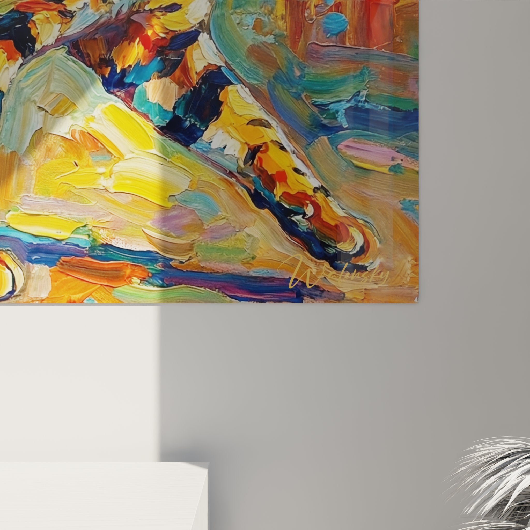 Vue d'ensemble du tableau chat Bengal expressionniste dans un intérieur contemporain élégant