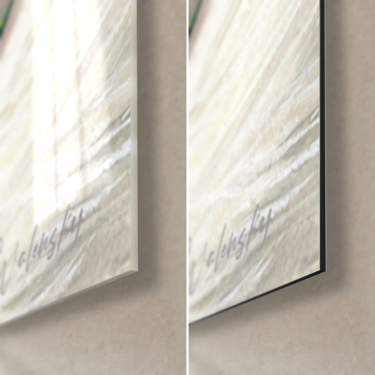 Tableau chat blanc aux yeux verts, coin bas droit : verre brillant à reflets, alu Dibond mat noir, signature grise, tranche de 3 mm