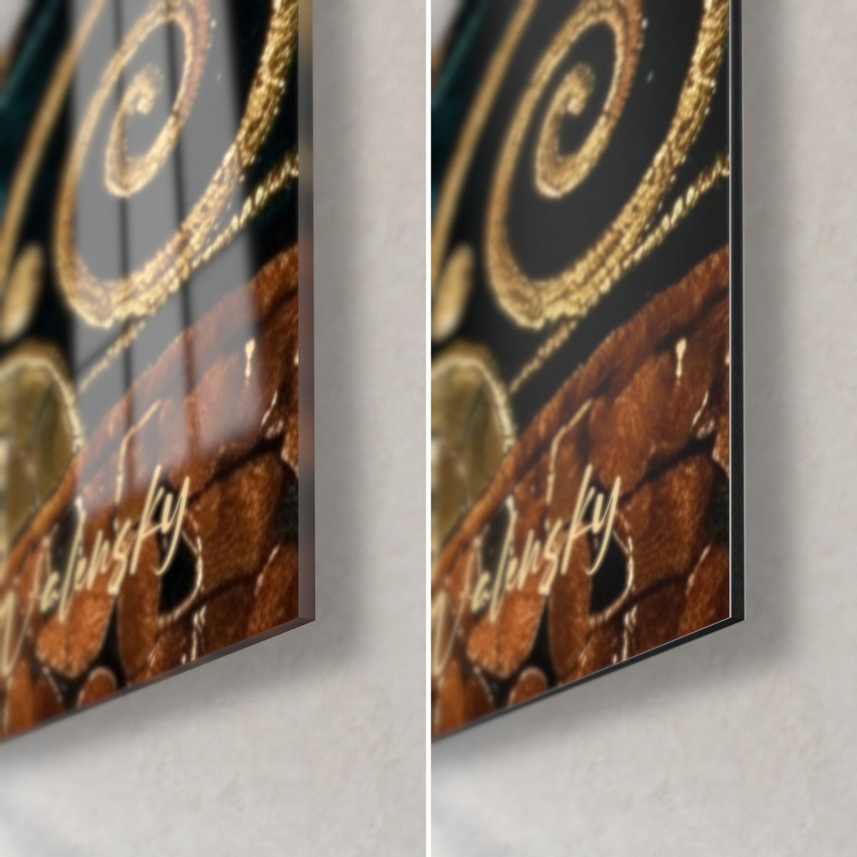 Cuadro gato LaPerm crema, esquina inferior derecha: espirales de oro y cobre sobre cristal brillante a la izquierda, aluminio Dibond mate a la derecha, grosor 3 mm
