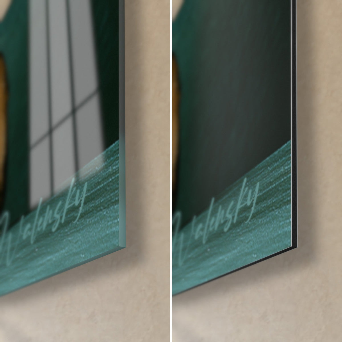 Wall art Toyger, bottom right corner detail: glossy acrylic glass with reflections on the left, matte black Dibond on the right, teal green, 3 mm edge