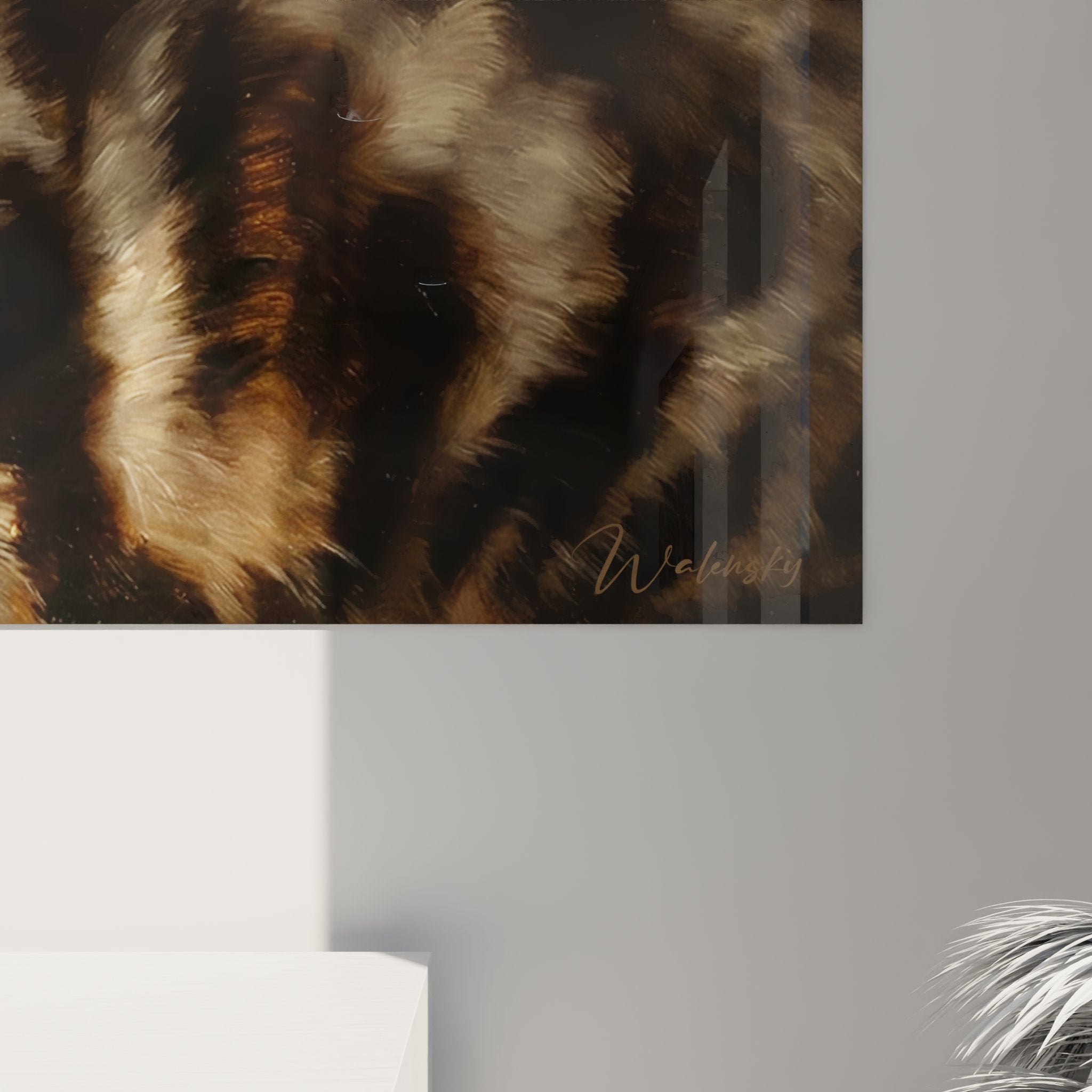 Vue d'ensemble toile murale chat American Shorthair position allongée fond doré décoration élégante