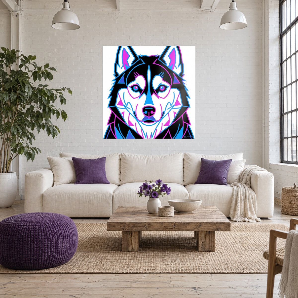 Schilderij Siberische husky met turkooizen ogen, magenta en zwarte contouren, boven een bank in een lichte woonkamer