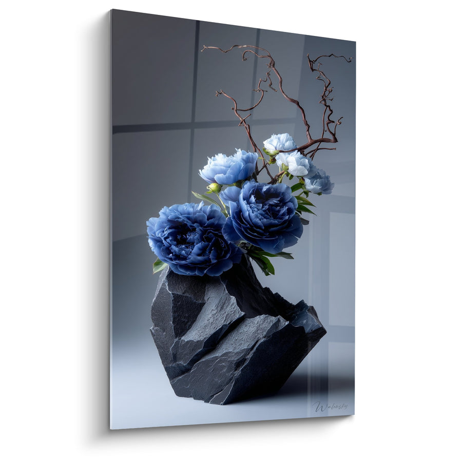 Cuadro Composición Floral Azul sobre Roca Volcánica - Armonía Mineral - Edición Ikebana