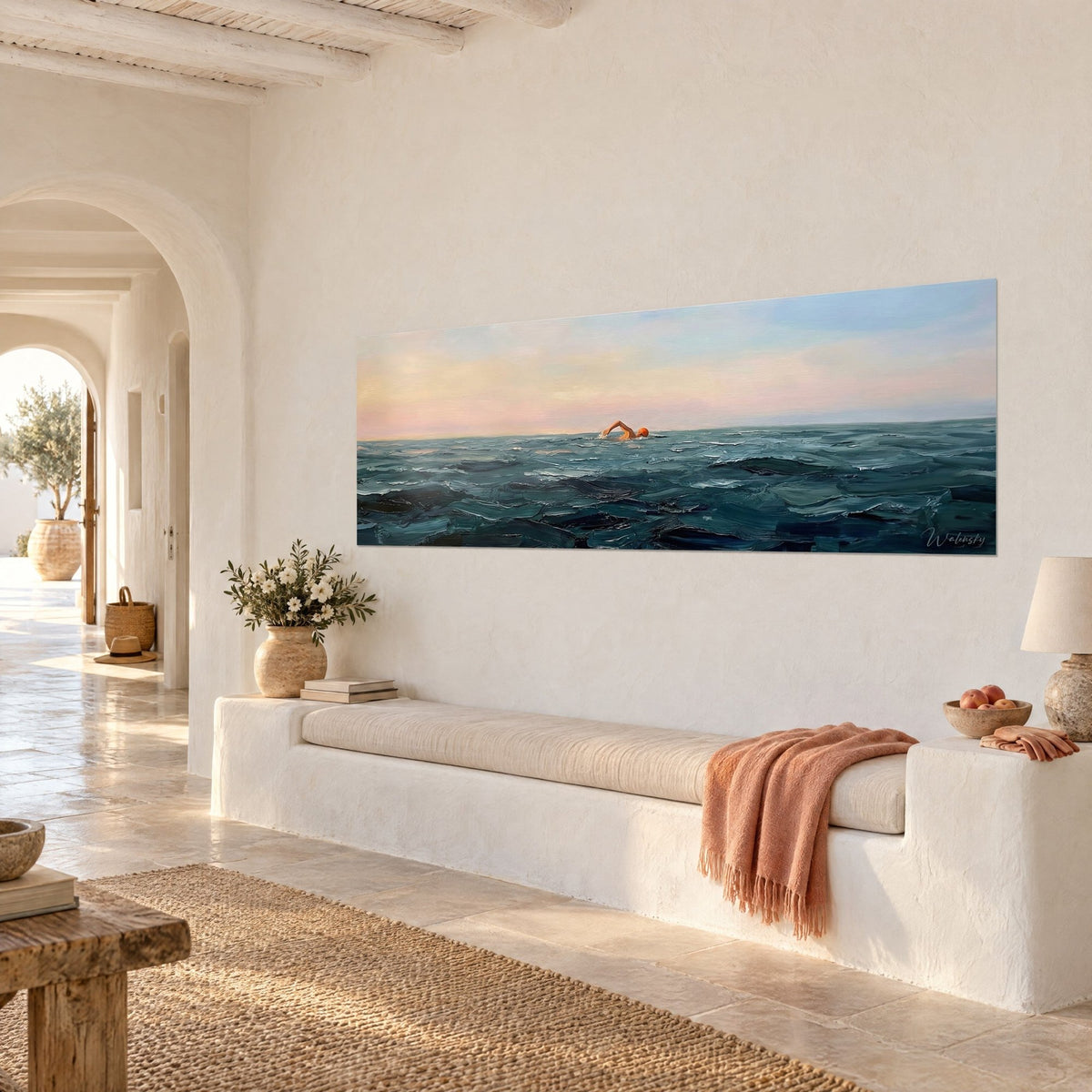 Tableau nageuse solitaire en pleine mer, vagues empâtées vert sombre et ciel pêche, banquette blanche, maison méditerranéenne