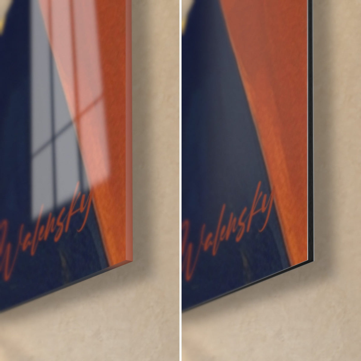 Tableau rider Art Déco, signature Walensky cursive orangée sur fond bleu nuit, coin bas droit en verre brillant et Dibond mat, tranche 3 mm