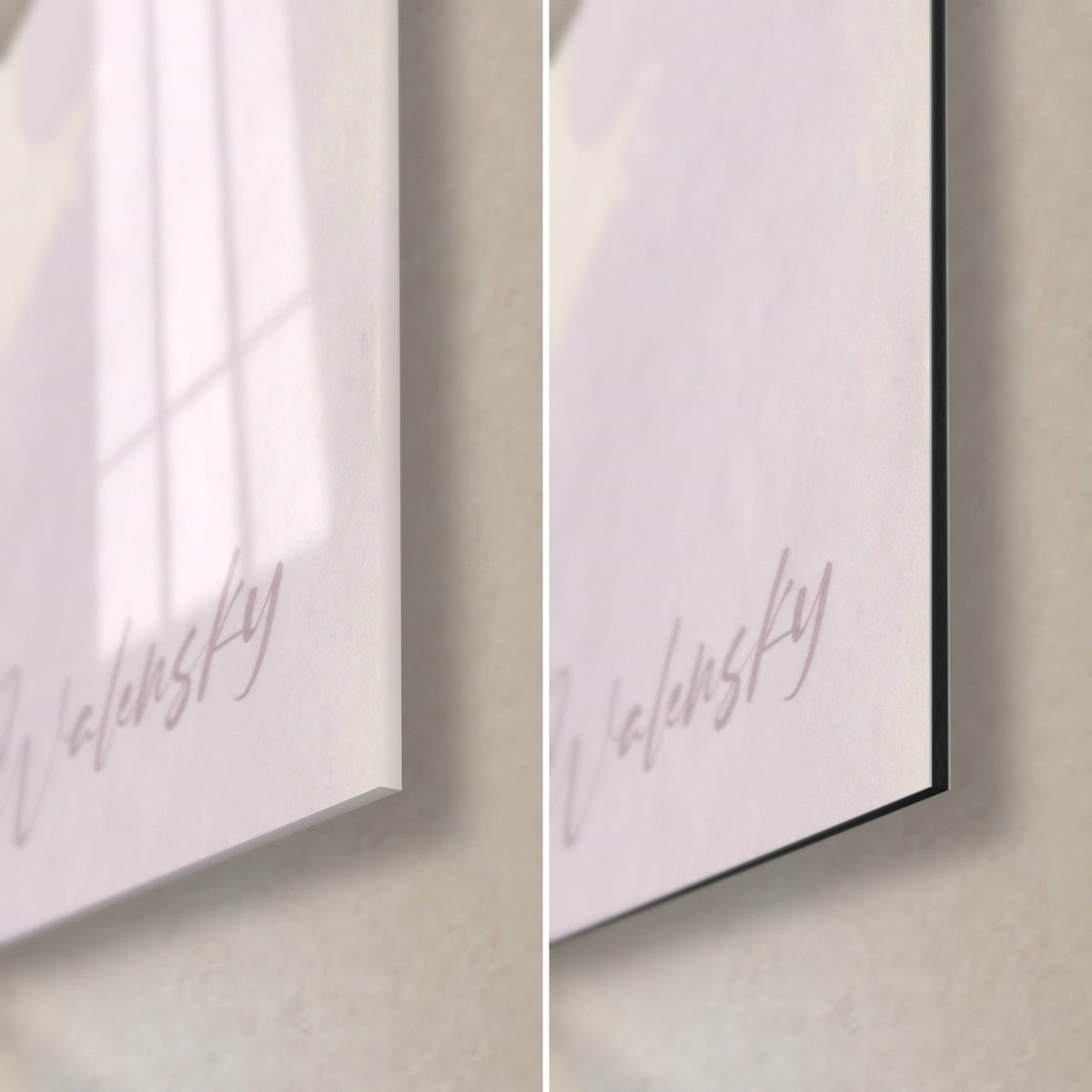 Tableau matou gris-mauve en aquarelle, coin bas droit : tranche de 3 mm, verre brillant à gauche, Dibond mat à droite