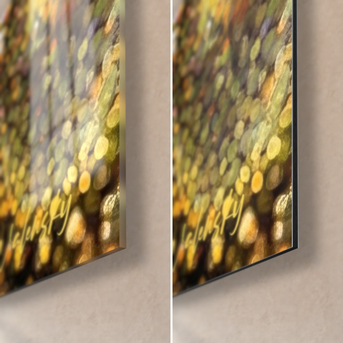Wall art golden toad iris, bottom right corner: glossy acrylic glass on the left, matte black Dibond aluminium on the right, 3 mm edge