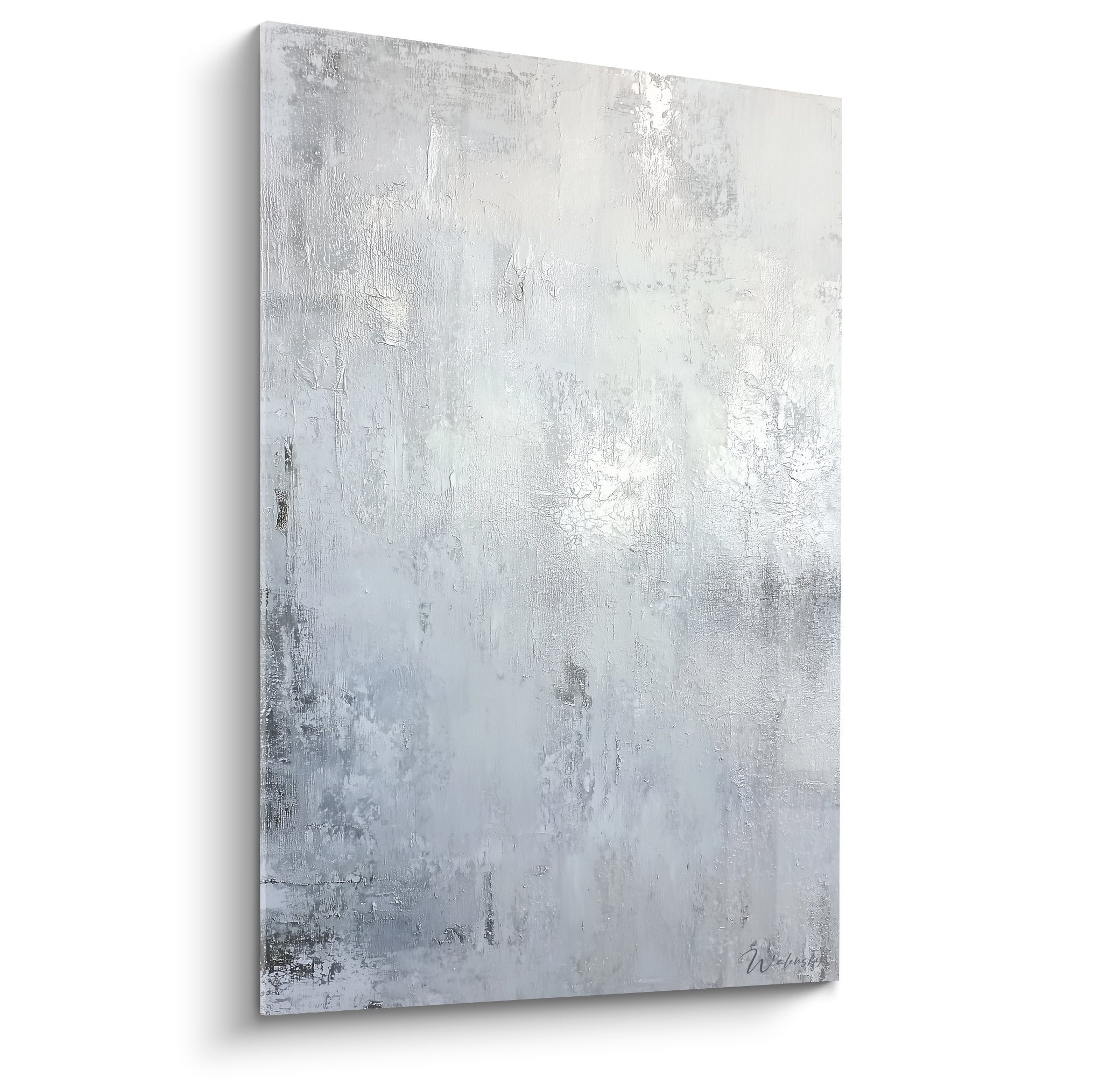 Tableau abstrait aux tons blanc et gris, textures nuageuses délicates, style feng shui metal contemporain