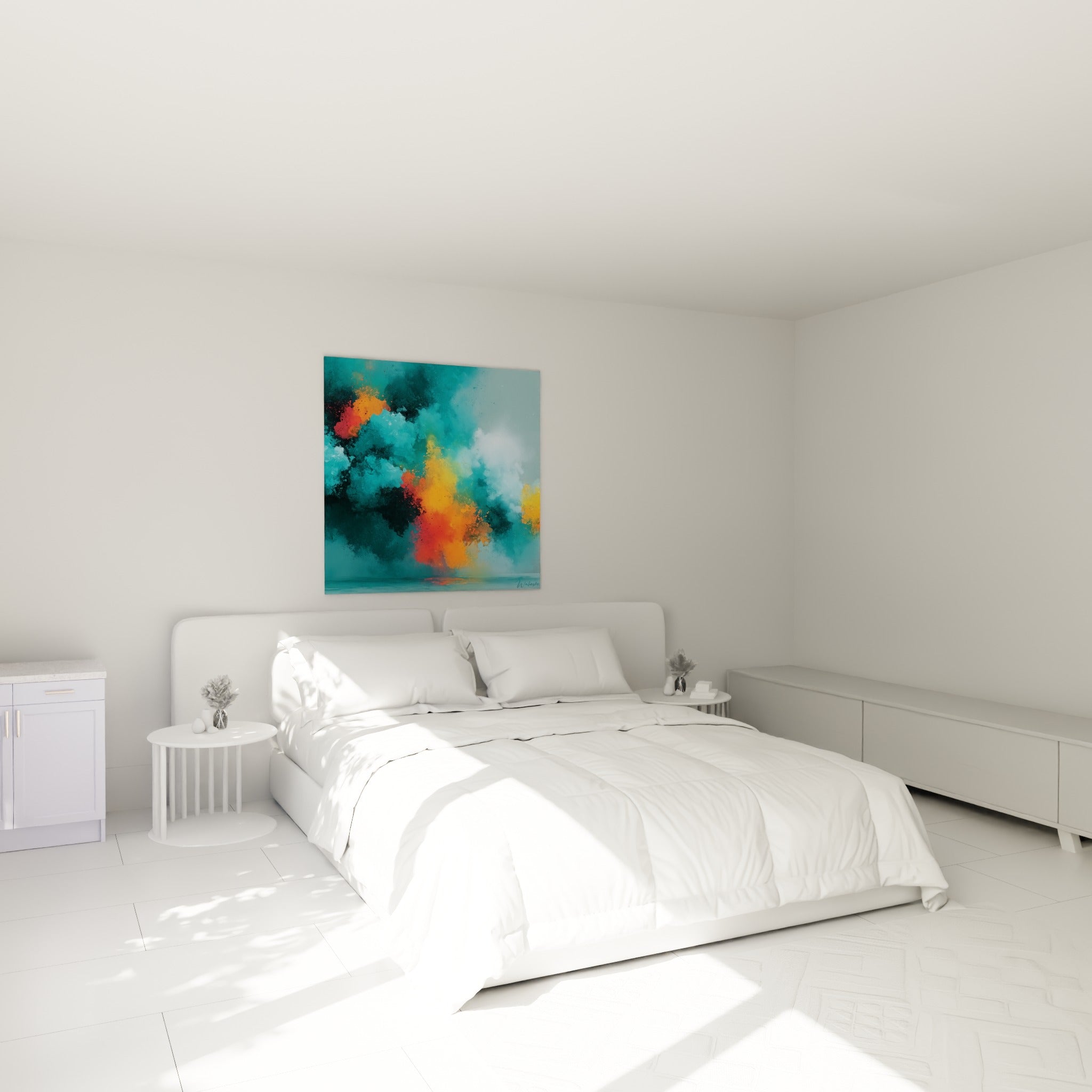 Nuage bleu sarcelle et éclats orange incandescent, tableau abstrait coloré au-dessus d'un lit dans une chambre claire
