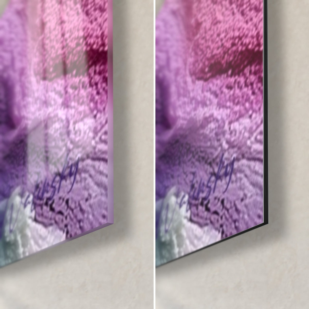 Gemälde mit schäumendem violett-rosa Wellenkamm, untere rechte Ecke: glänzendes Acrylglas links, mattes Dibond rechts, schwarze Kante von 3 mm