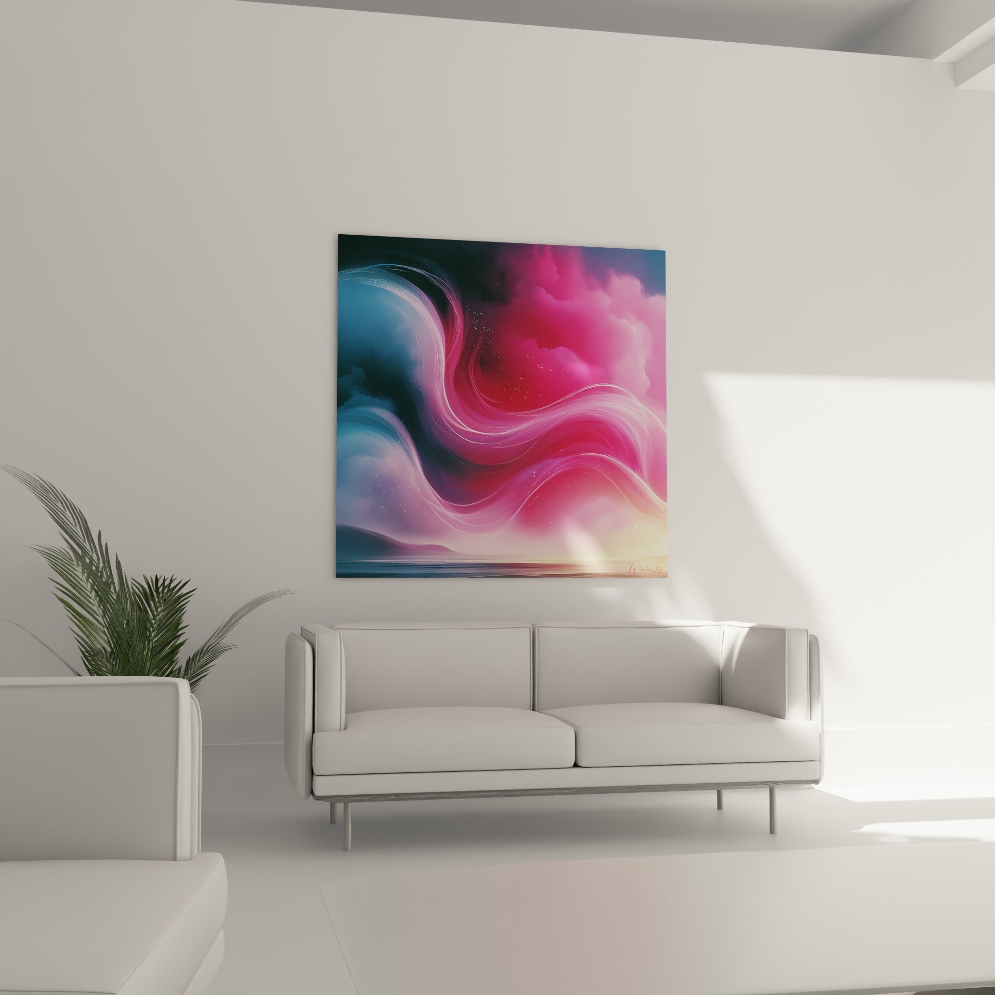 Ondulations magenta et bleu nuit disposées au-dessus d'un canapé dans un salon lumineux