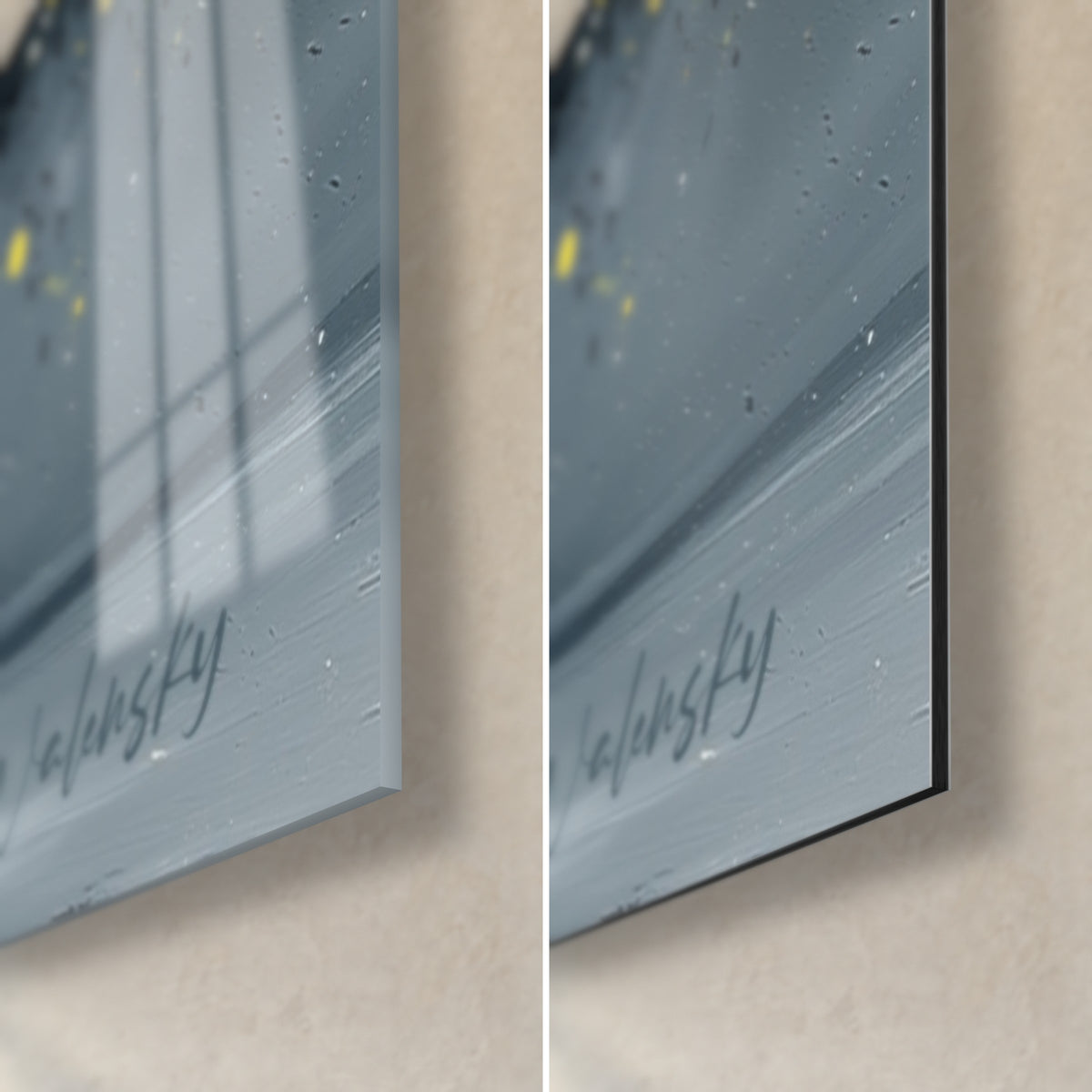 Tableau abstrait gris et jaune, coin bas droit : verre acrylique brillant à reflets, alu Dibond mat, tranche de 3 mm