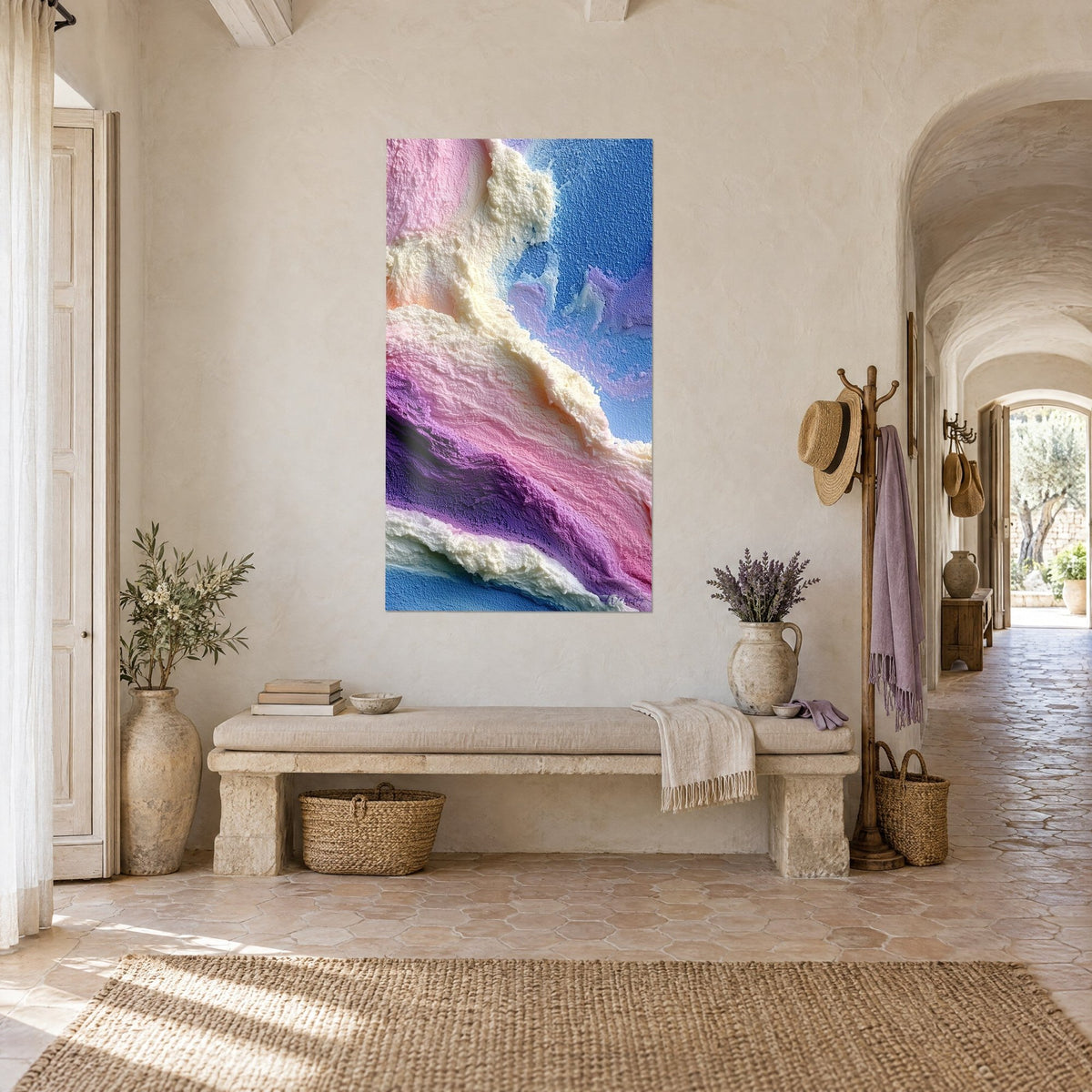 Gemälde mit dickem Relief aus elfenbeinfarbenem und fliederfarbenem Schaum mit gletscherblauen Glanzlichtern, über einer Steinbank in einem Mas in der Provence