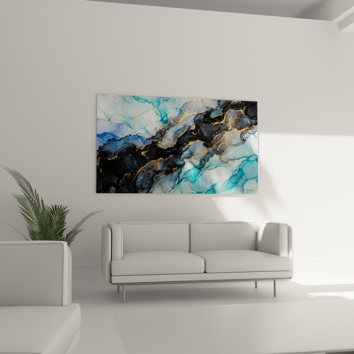 Contrastes anthracite et turquoise de cet abstrait coloré au-dessus d'un canapé dans un salon lumineux