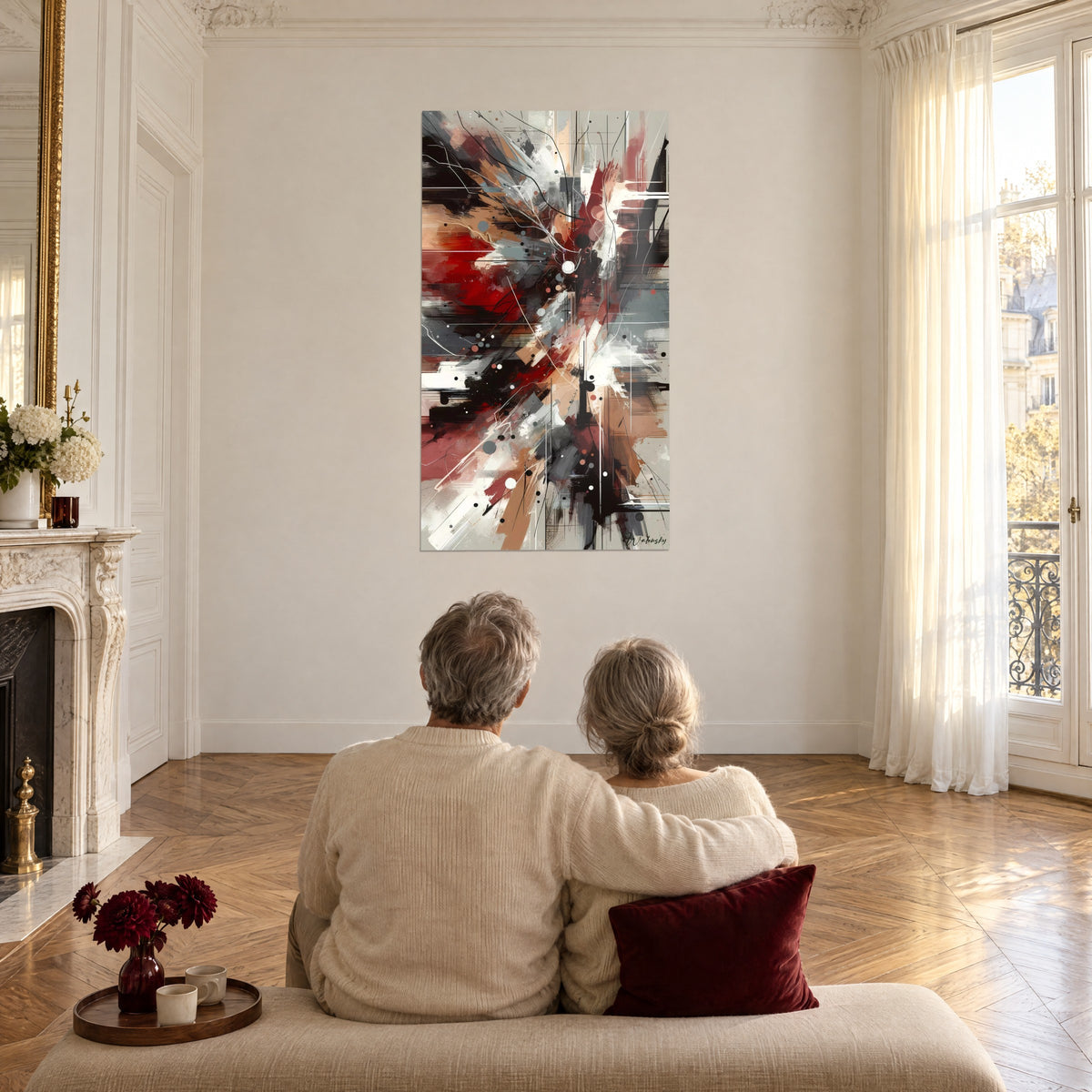 Levendig abstract schilderij in baksteenrood, zwart en krijtachtig wit, een koppel van achteren zittend op een bank voor hoge ramen