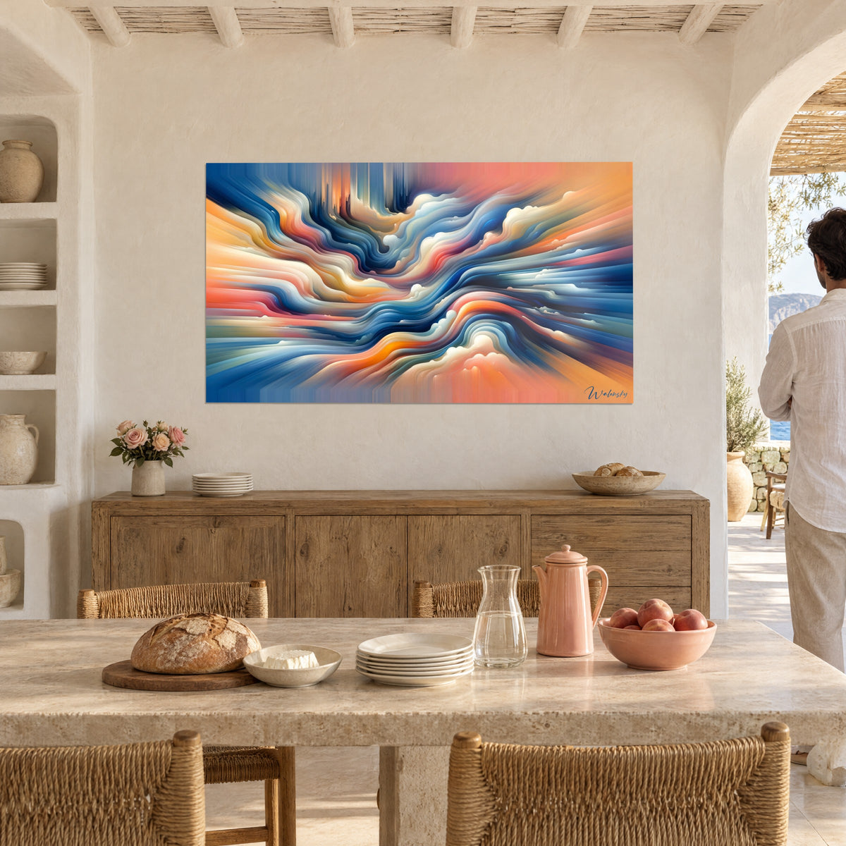 Cuadro de corrientes de color en azul petróleo, ámbar y rosa, espuma crema, sobre un aparador de madera rubia