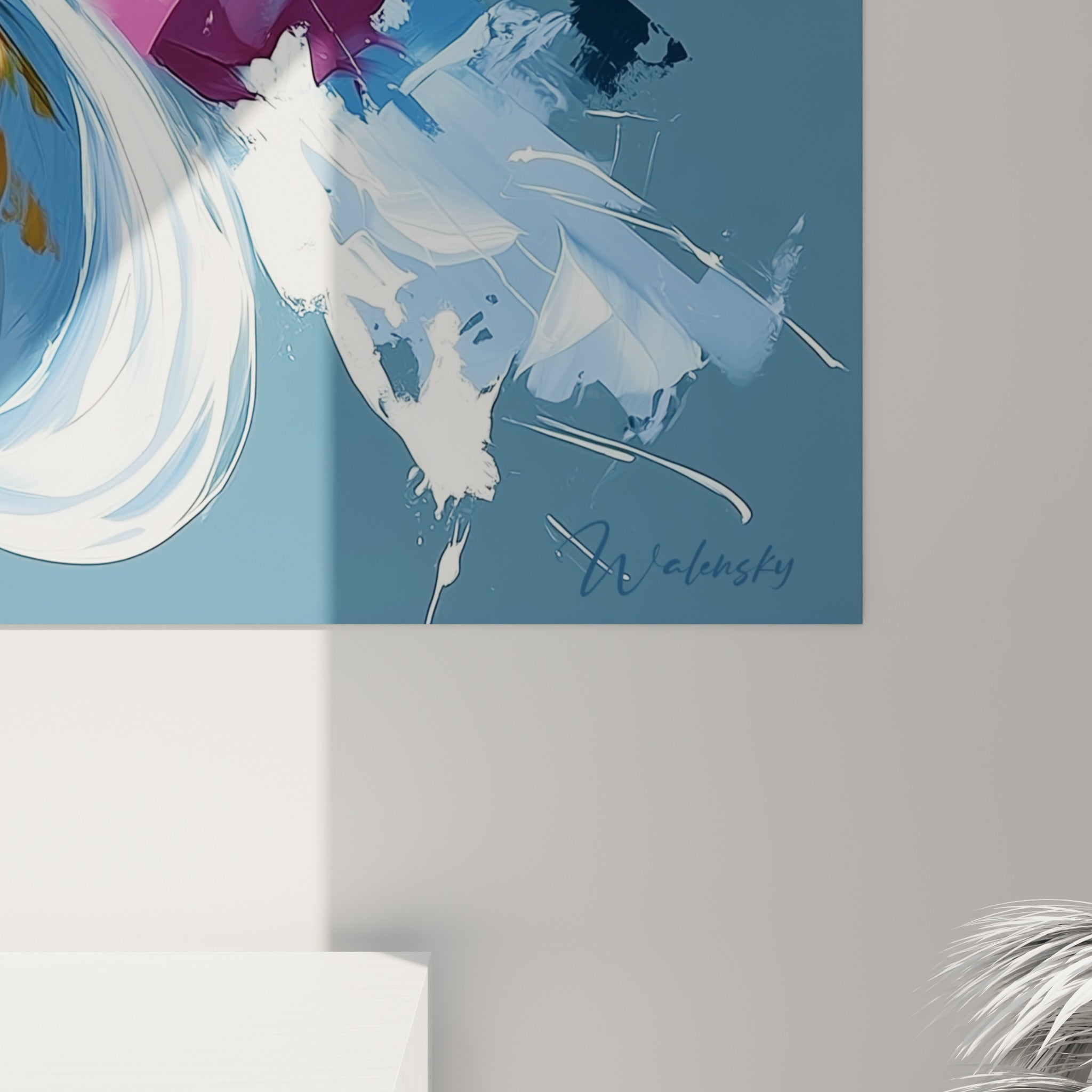 Empâtements épais et coulures blanches où se touchent bleu ciel, orange vif et magenta sur la toile abstraite