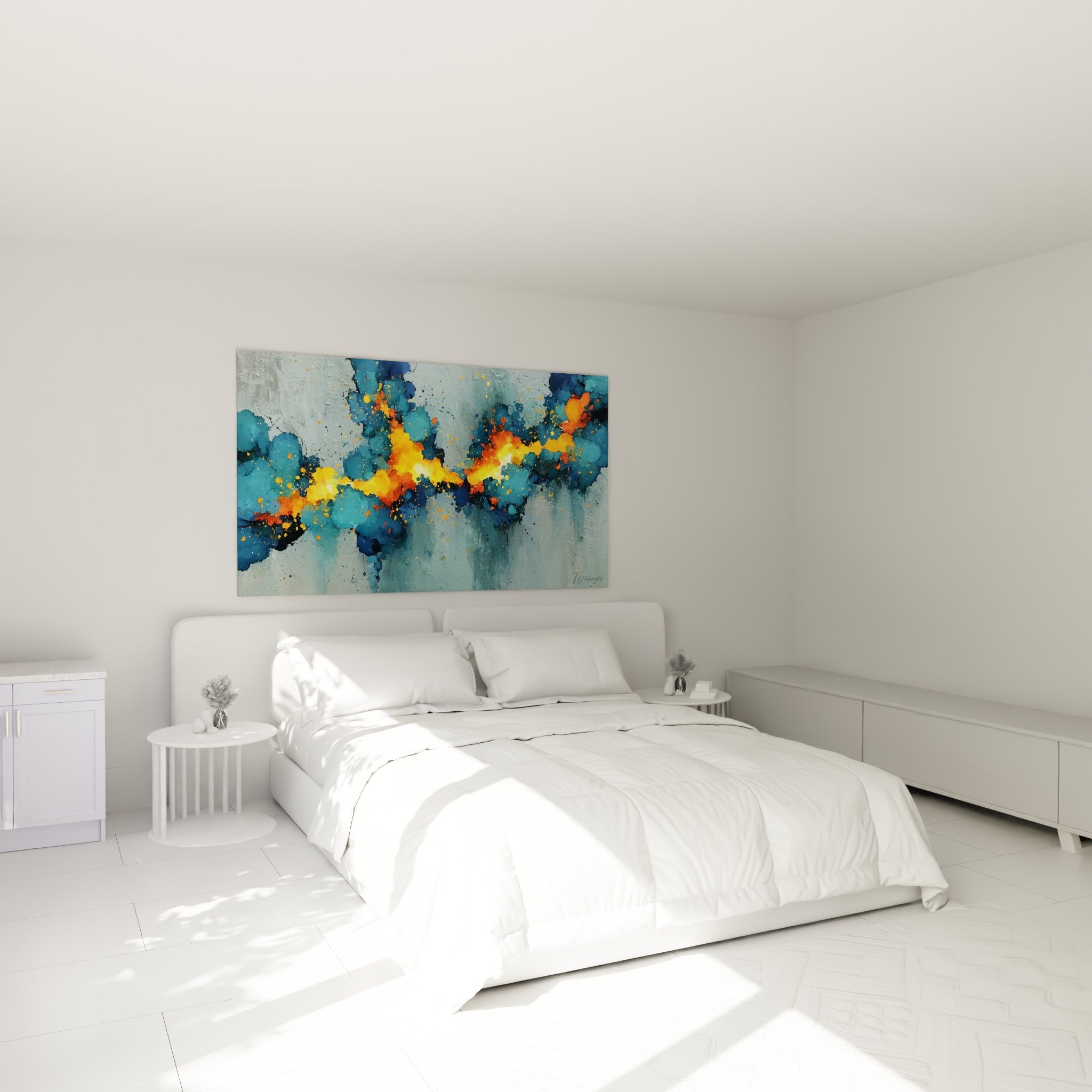 Éclat incandescent bleu marine et orange accroché au-dessus d'un lit dans une chambre claire