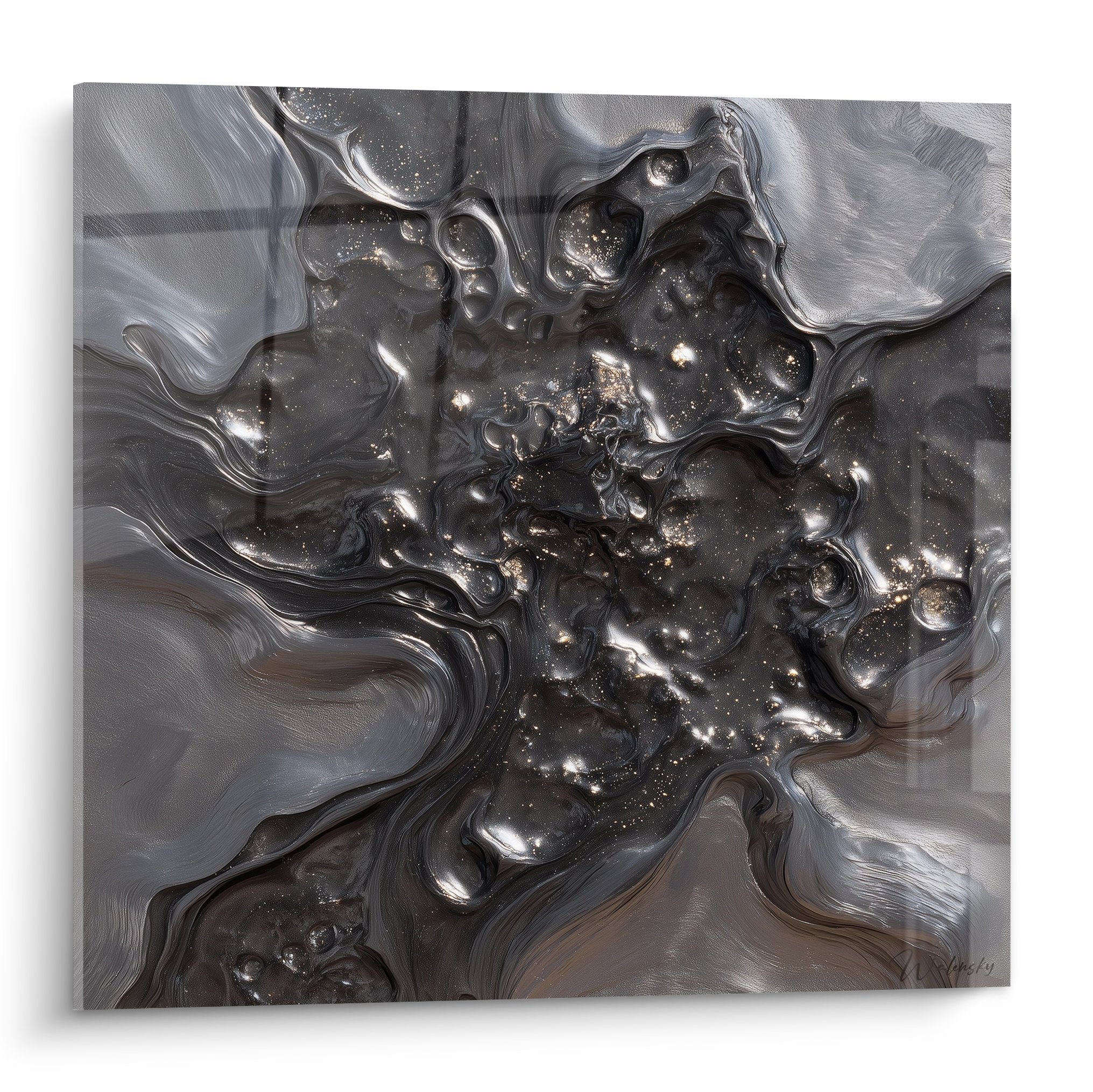 Tableau abstrait fluide aux tons gris argenté avec éclats dorés, composition organique évoquant un cosmos liquide
