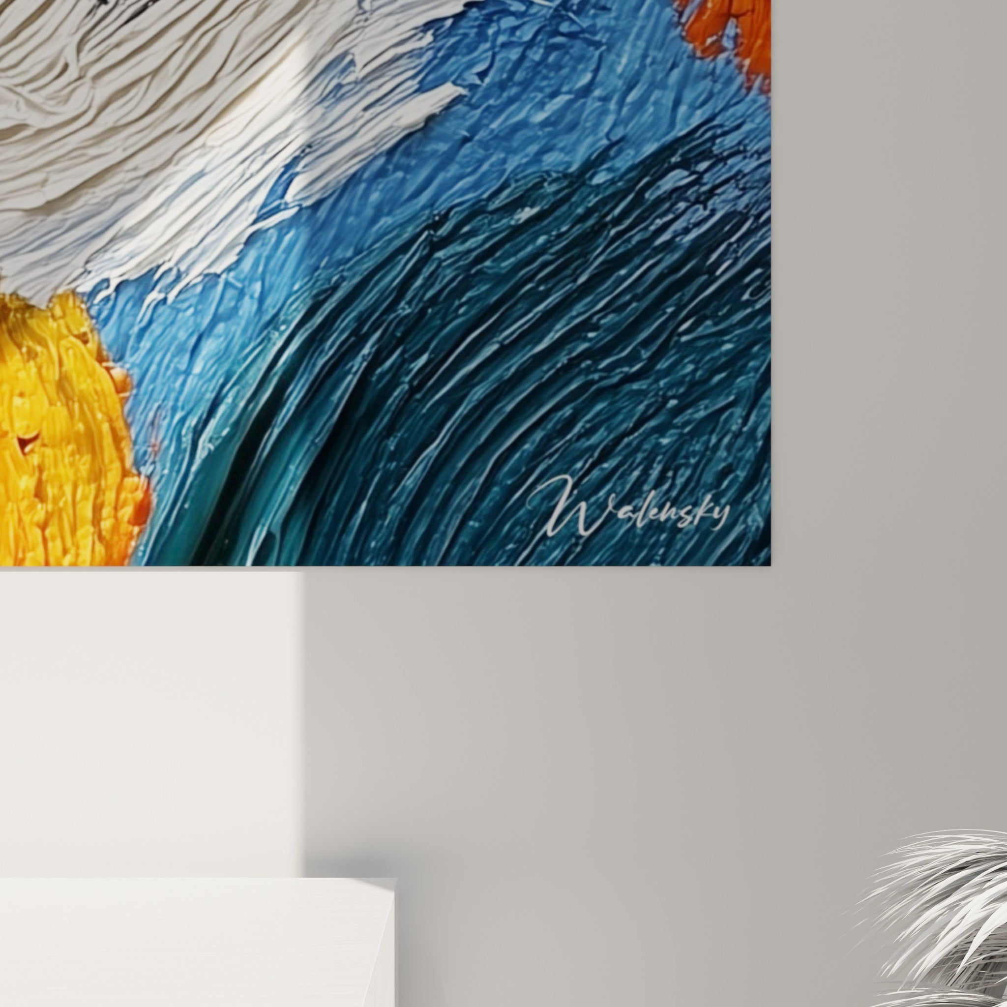 Grain épais du jaune moutarde et du bleu marine, coulures blanches visibles en gros plan sur la toile