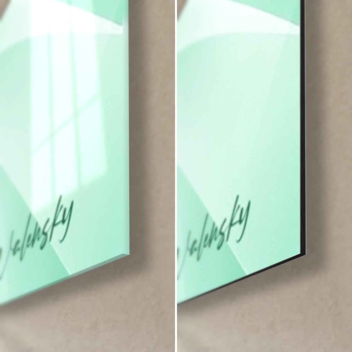 Tableau vagues fluides vert sauge, coin bas droit : verre brillant à gauche, Dibond noir mat à droite, signature Walensky