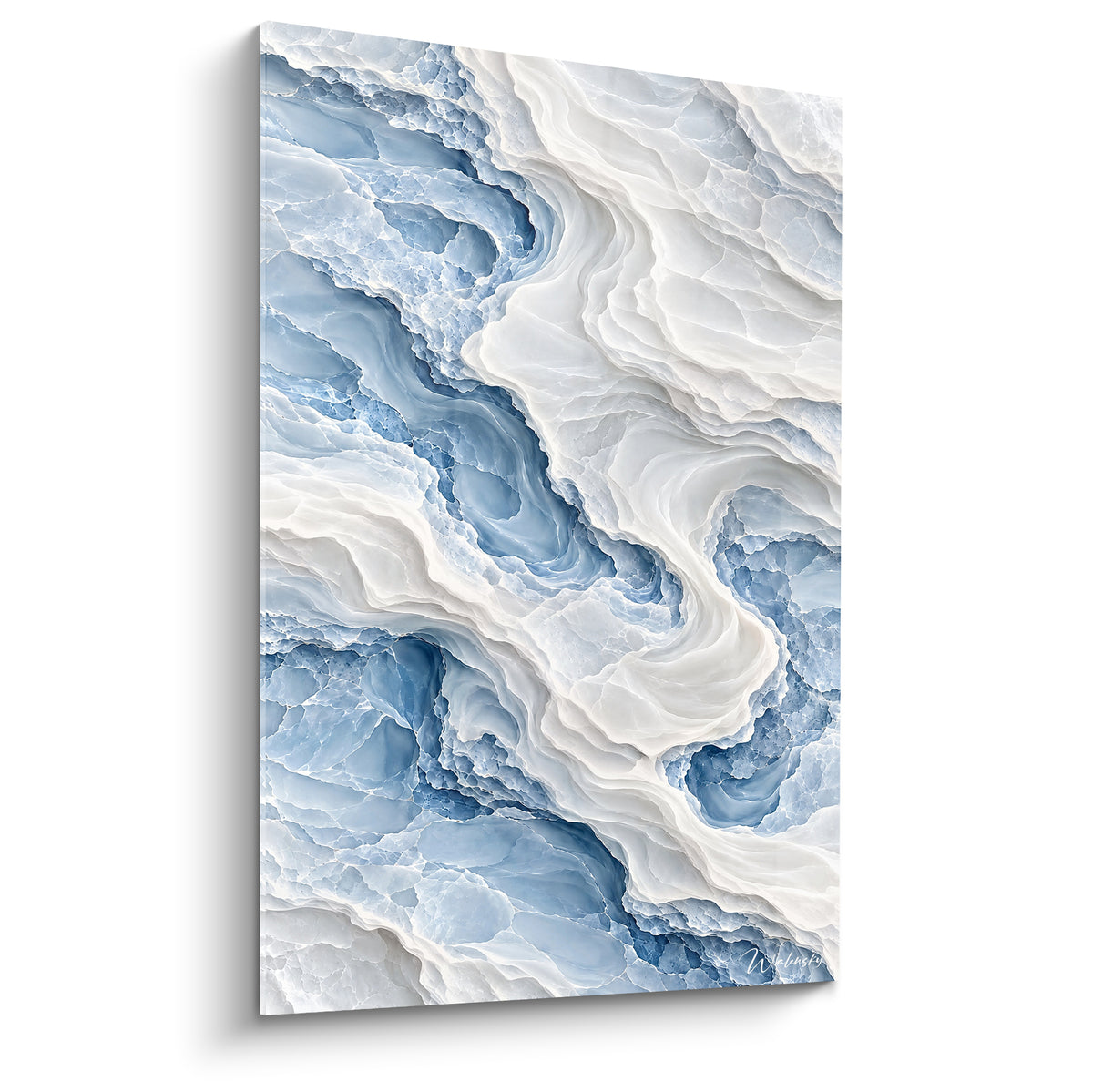 Tableau marbre bleu glacier et blanc nacré aux veines sinueuses en plein cadre