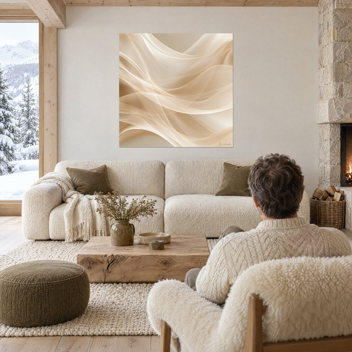 Tableau voiles de tulle beige et blanc ondulant en mèches entrelacées, au-dessus d'un canapé dans un salon lumineux