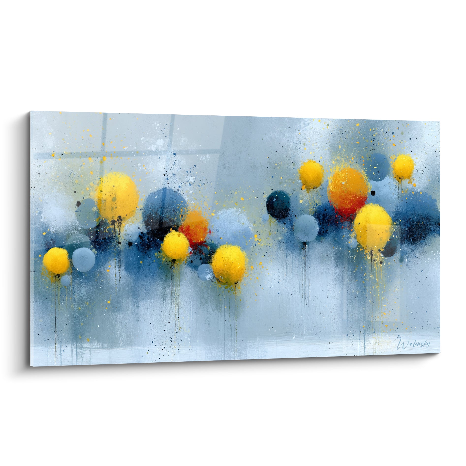 Sphères jaunes et bleu marine éclaboussées sur fond brumeux, style peinture abstraite lumineuse