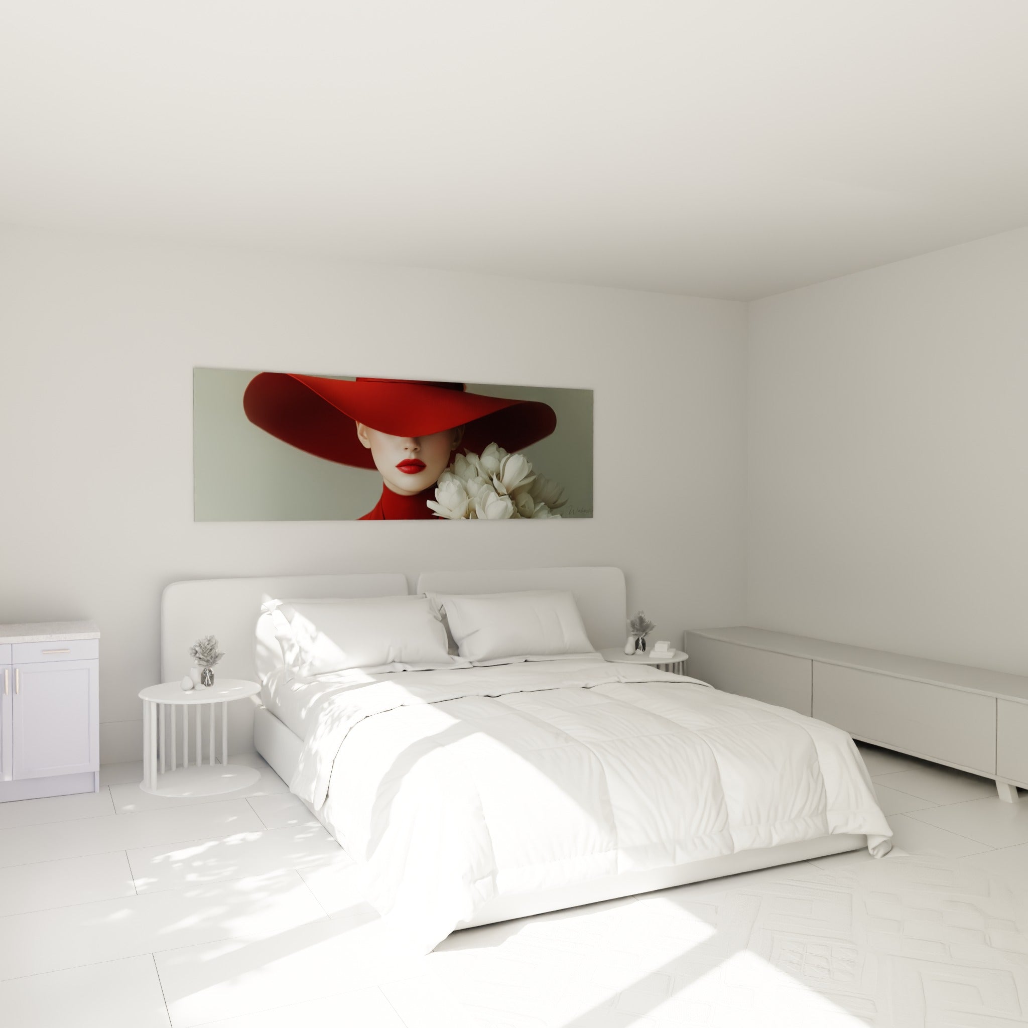 Silhouette au chapeau rouge et magnolias blancs, au-dessus d'un lit dans une chambre claire