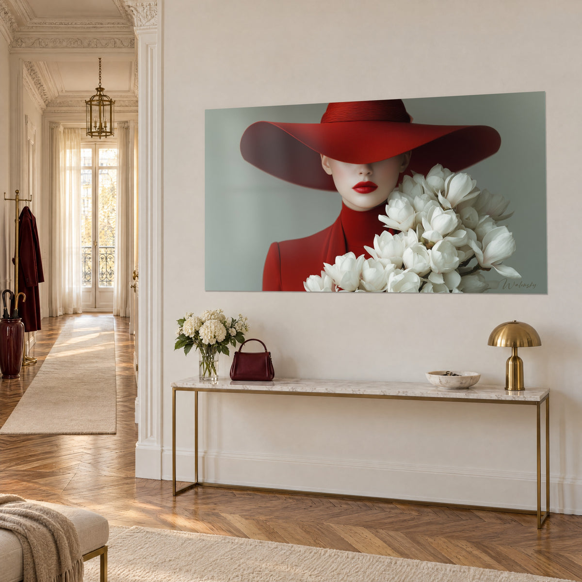 Cuadro retrato femenino velado por un sombrero de ala ancha escarlata, magnolias marfil sobre fondo verde grisáceo, consola dorada, piso de estilo haussmanniano