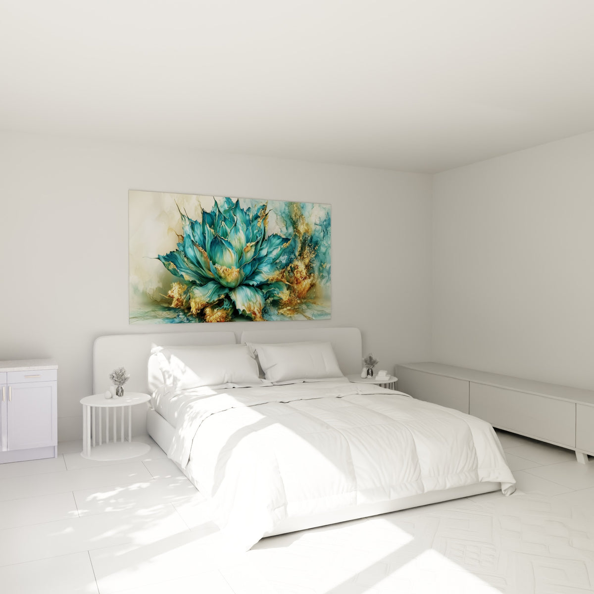 Feuilles d'Aloe vera bleu turquoise et or accrochées au-dessus d'un lit dans une chambre claire