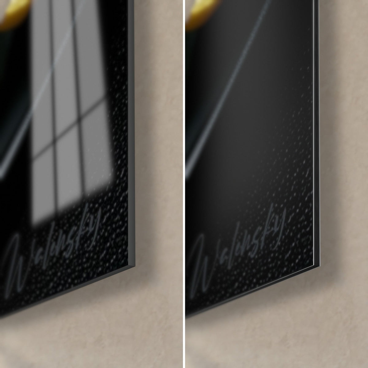 Tableau feuille d'aloès vert foncé, coin bas droit : verre acrylique brillant à gauche, alu Dibond noir mat à droite, tranche de 3 mm