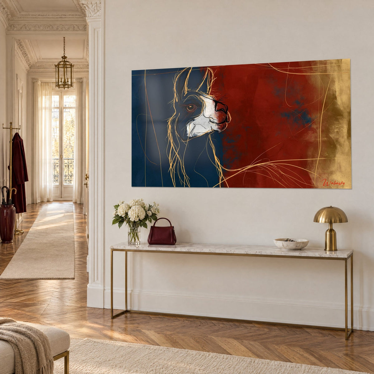 Gemälde Kamelide mit weißer Schnauze in goldenen Linien skizziert, Marineblau und Terrakotta, an einer cremefarbenen Wand über einer Konsole