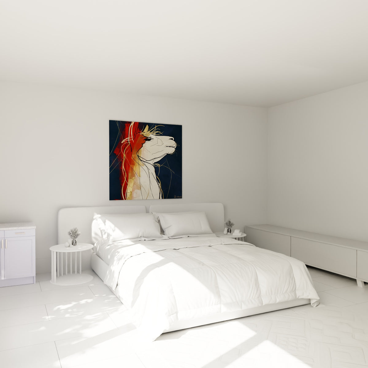 Portrait d'alpaga blanc et rouge terracotta accroché au-dessus d'un lit dans une chambre claire