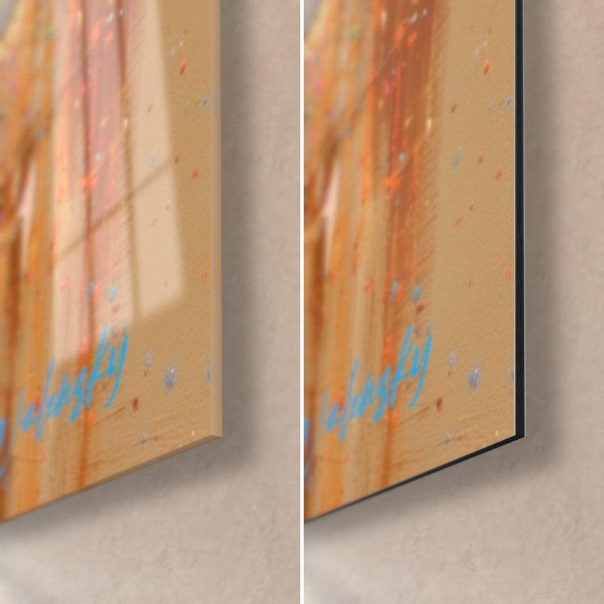 Tableau tête d'alpaga multicolore, coin bas droit : verre acrylique brillant et alu Dibond mat, signature bleue visible