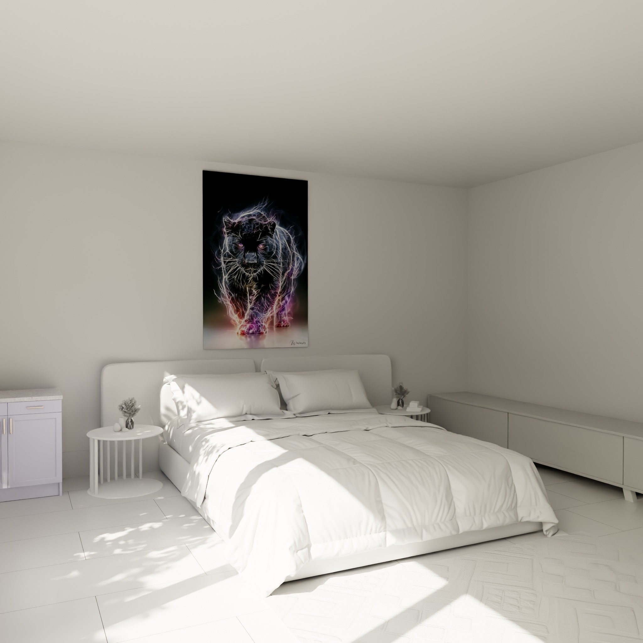 Félin spectral en noir et violet électrique au-dessus d'un lit dans une chambre claire
