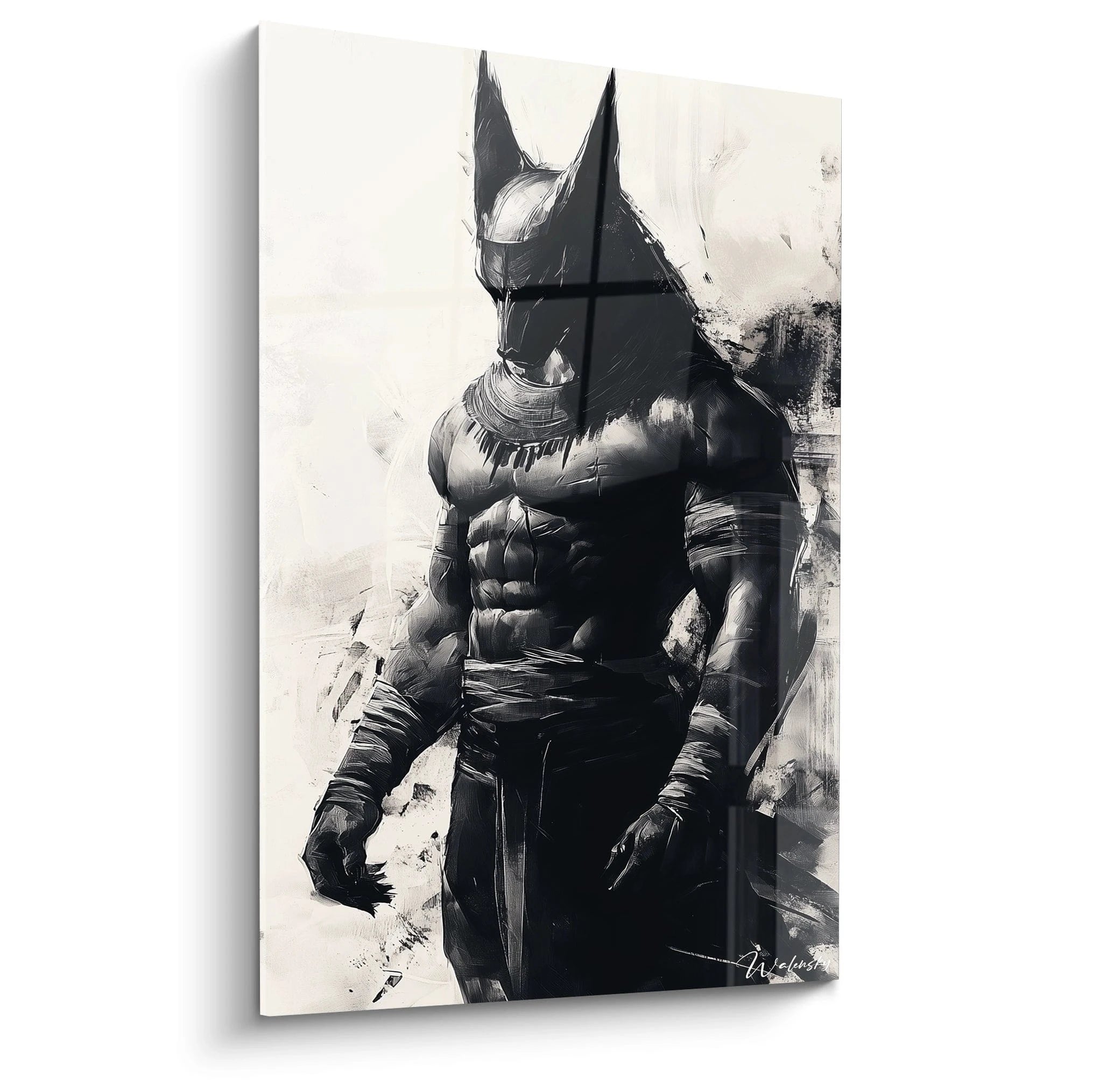 Un tableau Anubis représentant le dieu égyptien en noir et blanc, montrant sa silhouette musclée avec sa tête caractéristique de chacal, dans un style expressif aux coups de pinceau dynamiques sur fond texturé clair.
