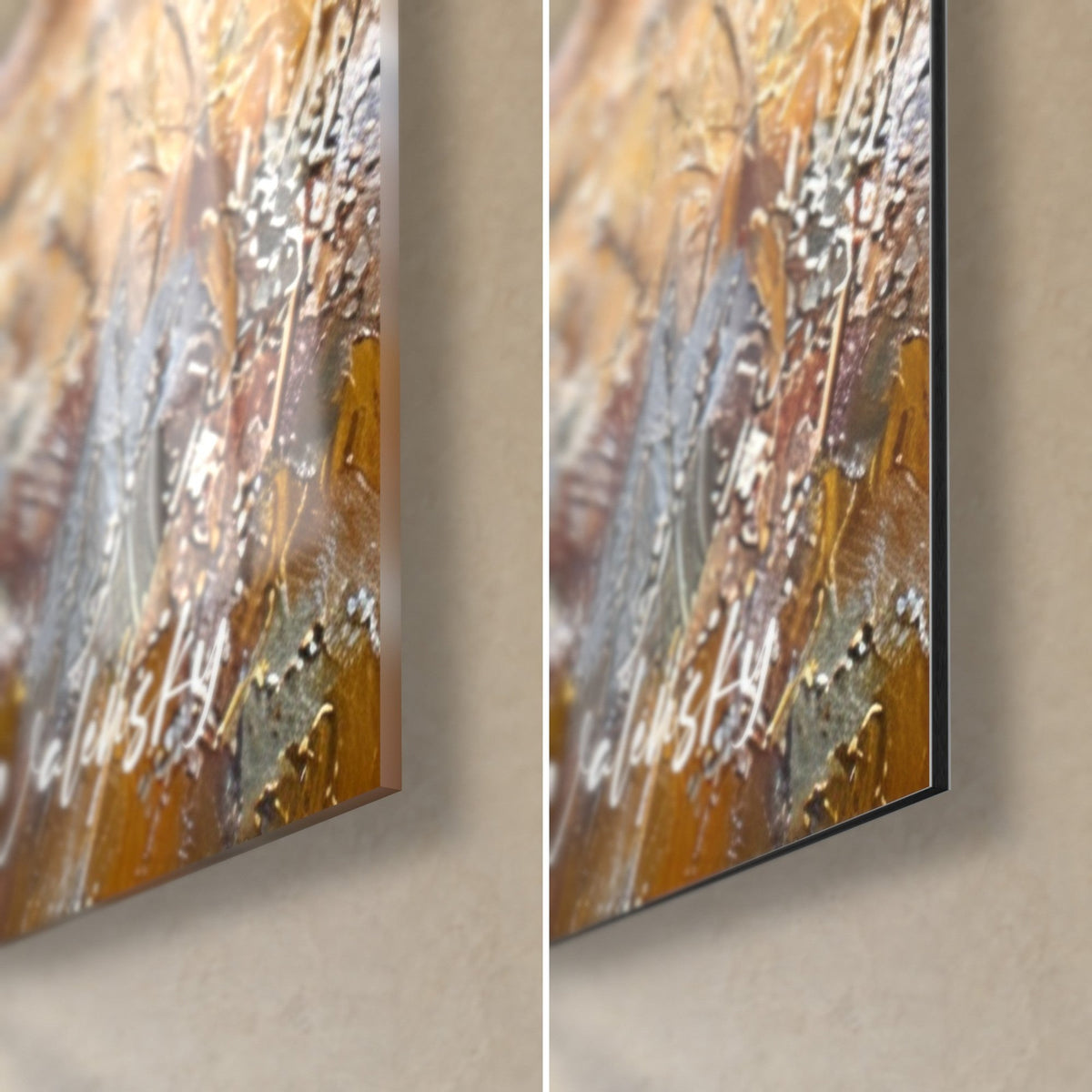 Quadro Manto dorato del cavallo, angolo in basso a destra, riflessi del vetro lucente a sinistra e Dibond opaco grigio a destra