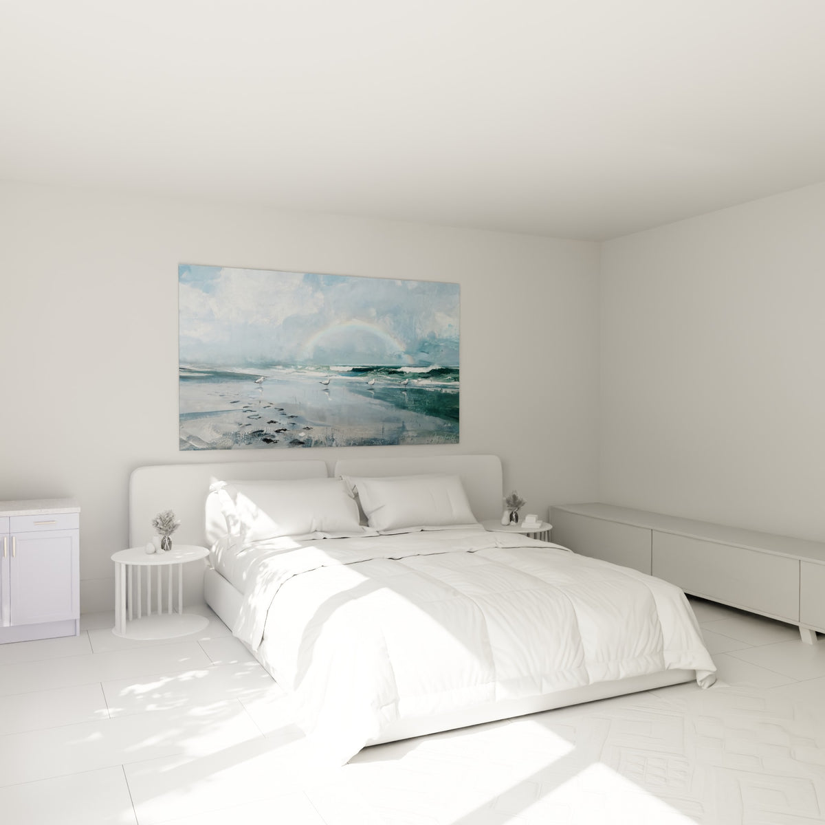 Rivage bleu marine et gris peint au-dessus d'un lit dans une chambre claire