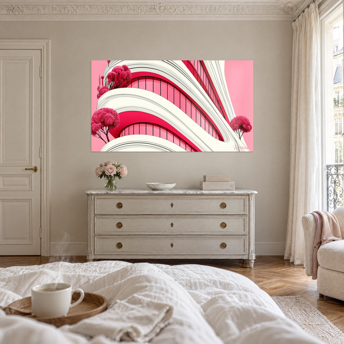 Tableau immeuble aux terrasses sinueuses blanc nacré et rose vif, buissons fleuris, au-dessus d'un lit dans une chambre claire