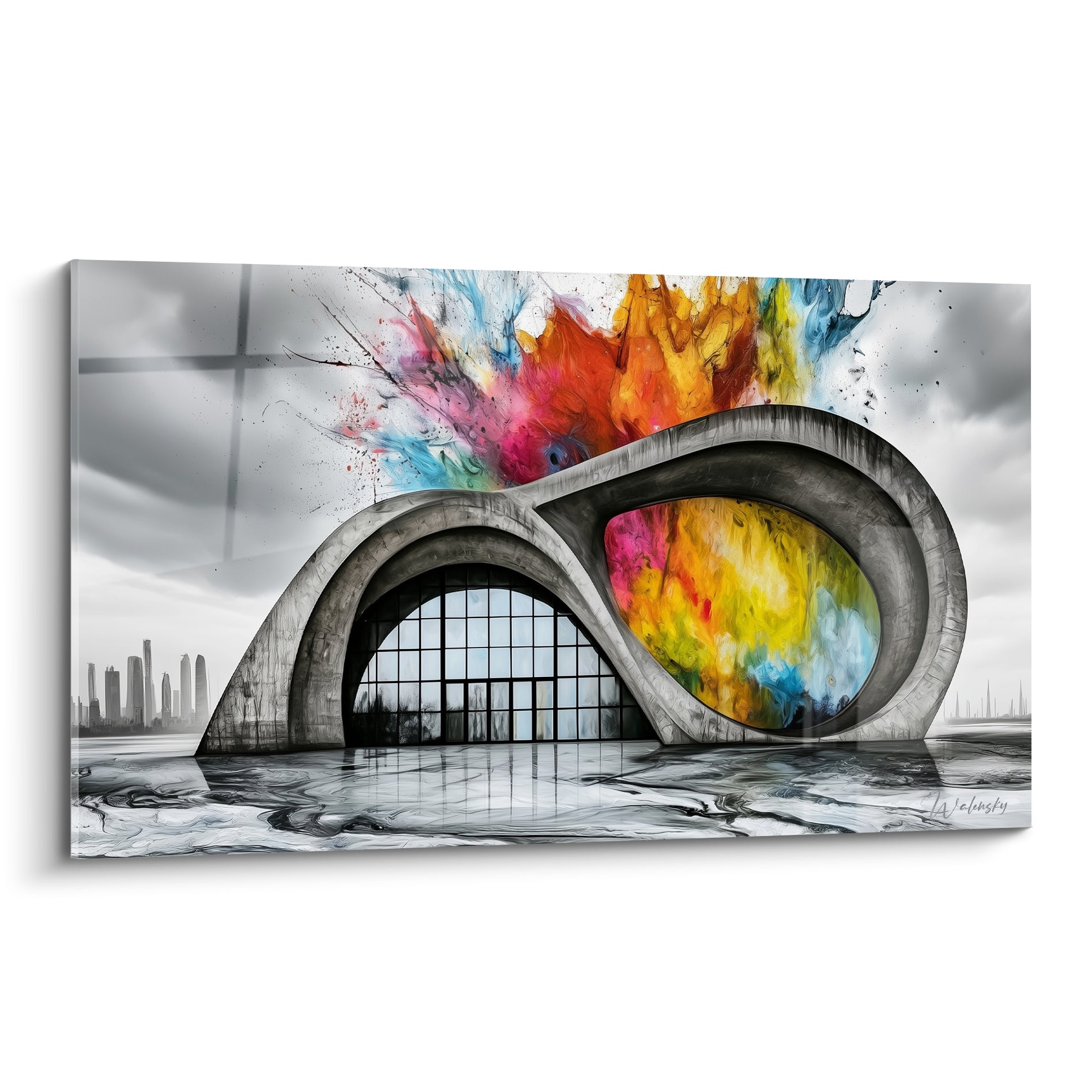 Bâtiment infini en béton gris avec explosion orange, rose et bleue jaillissant du toit