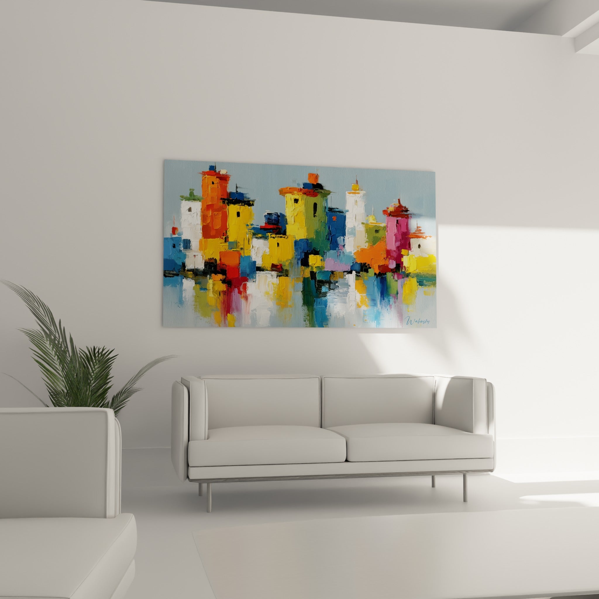 Constructions abstraites bleu marine et rouge vif, disposées au-dessus d'un canapé dans un salon lumineux