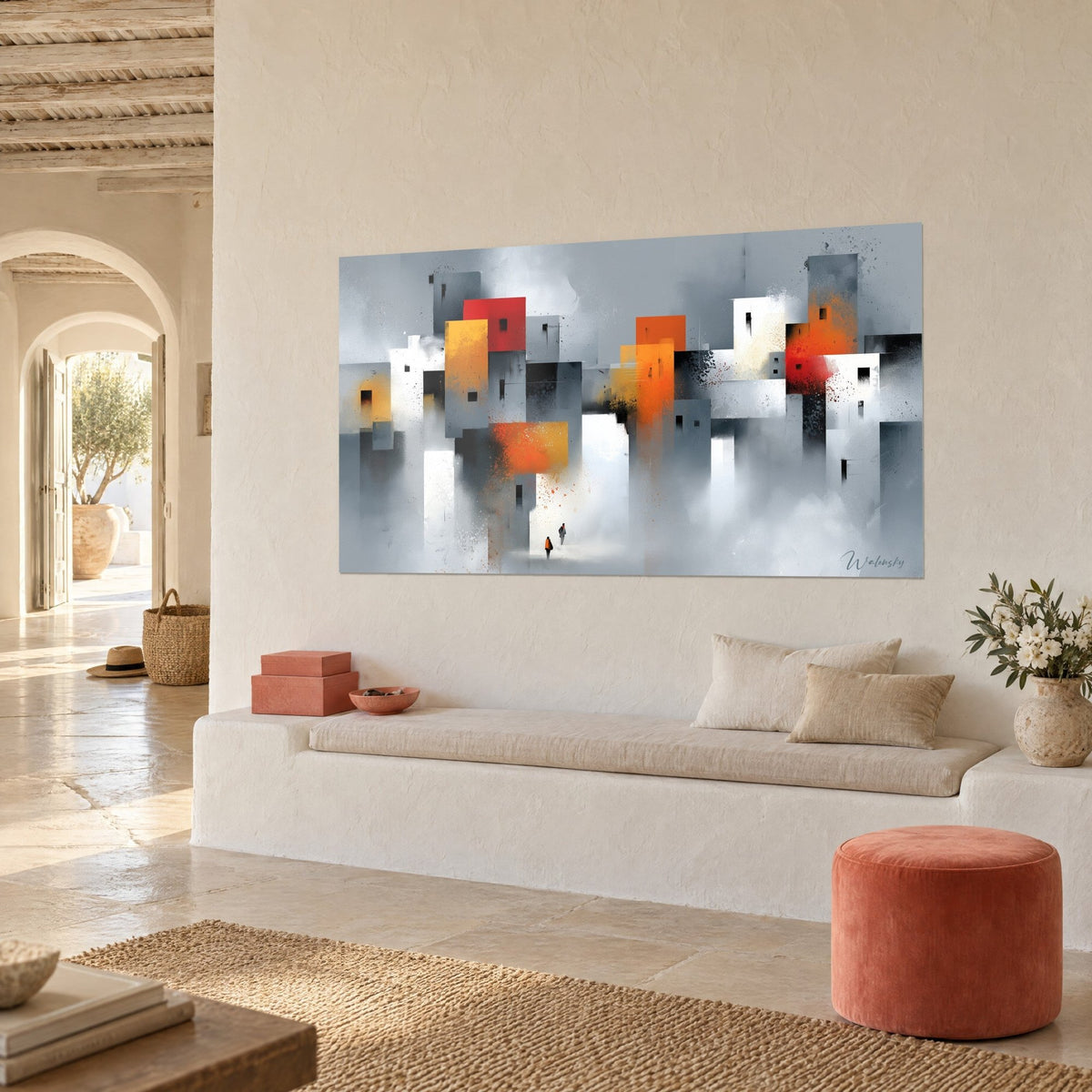Tableau ville abstraite de blocs blancs et gris, taches safran et rouge brique, en vue de trois-quarts dans un salon