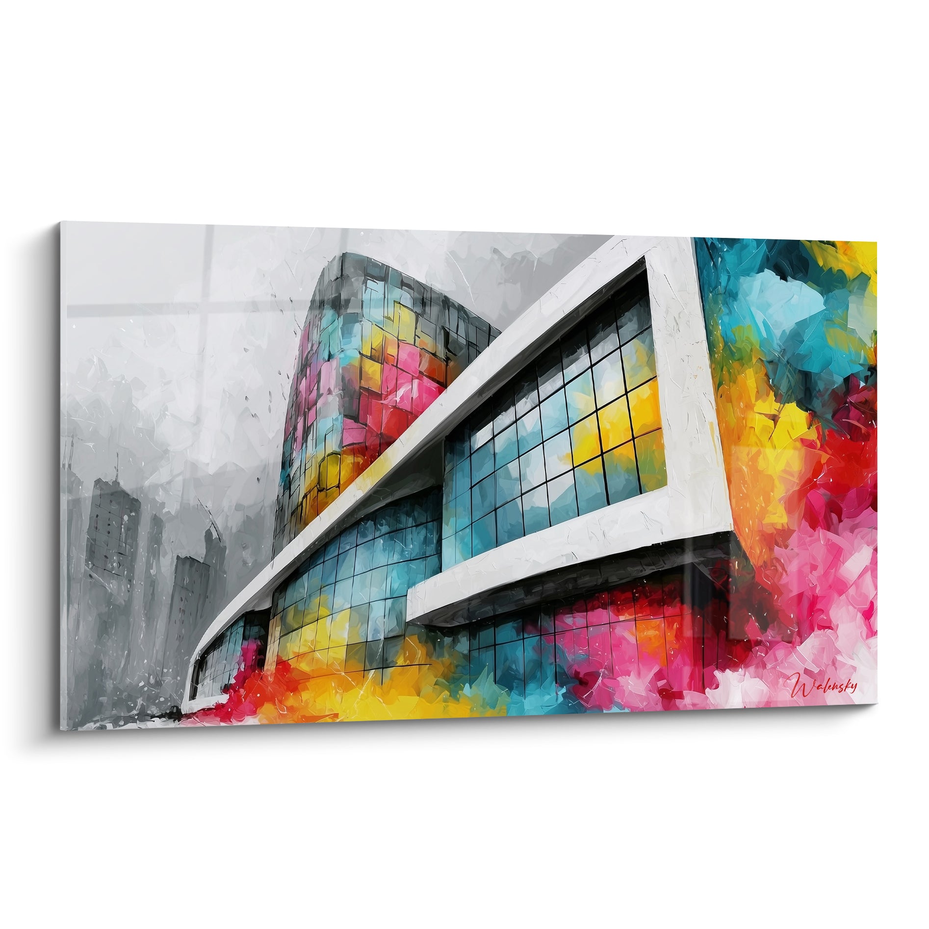Immeuble futuriste bleu turquoise et rose fuchsia surgissant d'un fond urbain en camaïeu de gris