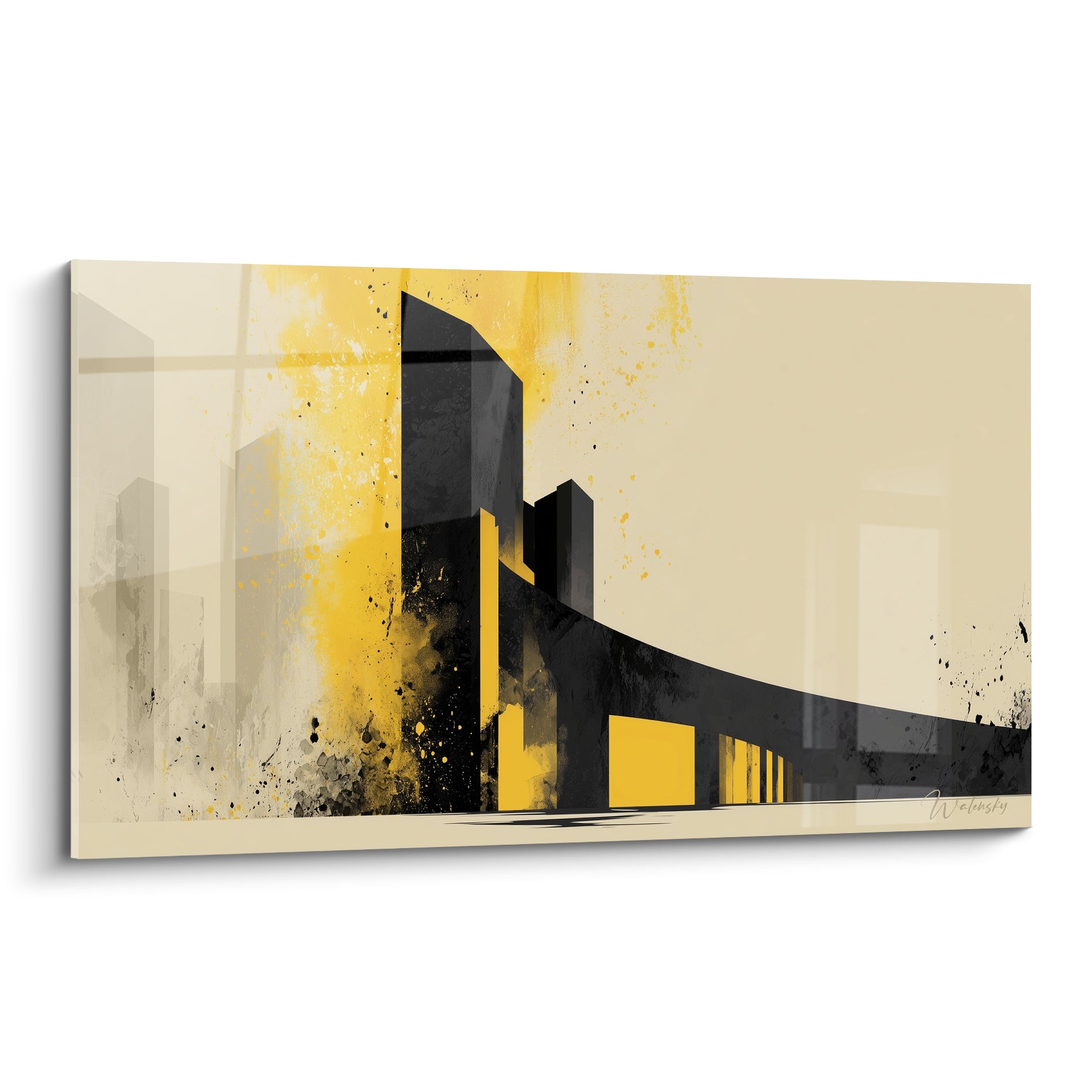 Building noir et jaune moutarde d'architecture abstraite, éclaboussures dorées sur fond beige sable
