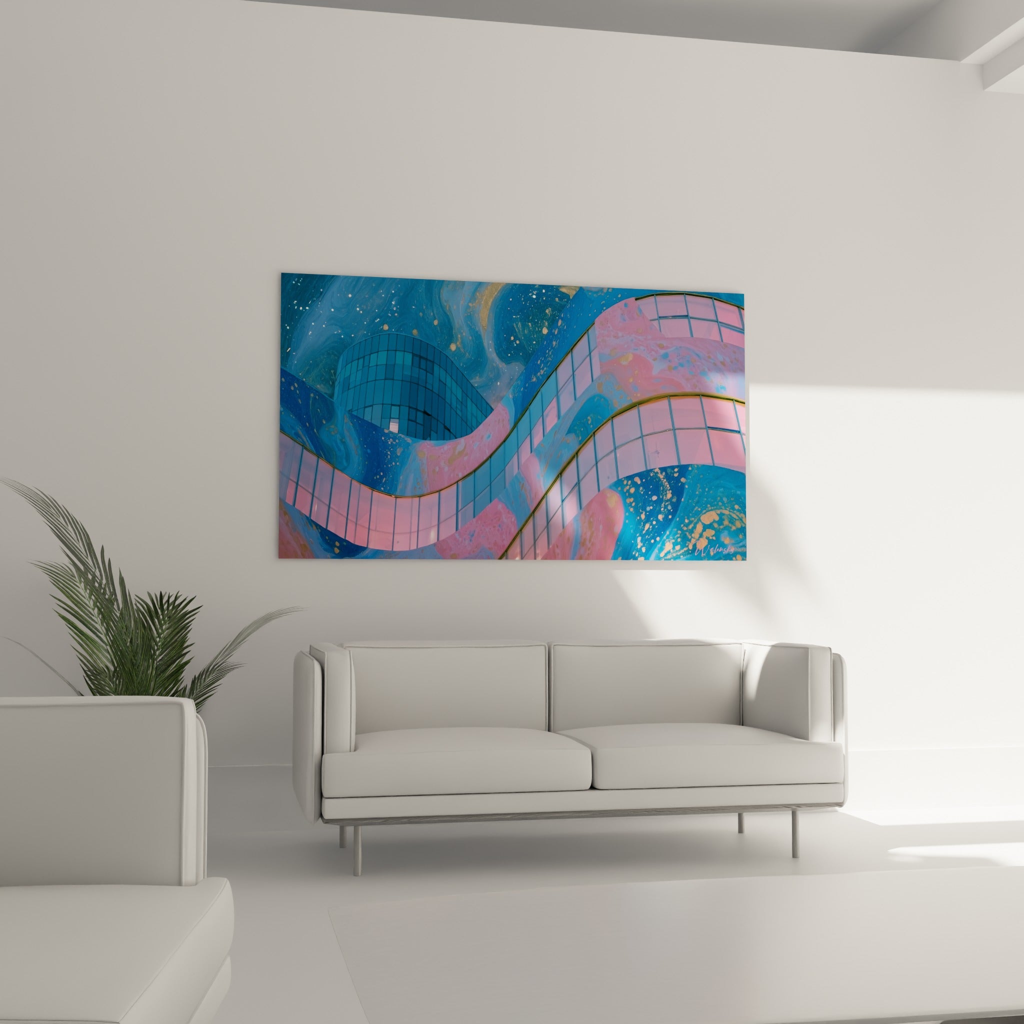 Vagues architecturales bleu profond et rose du tableau architecture abstraite au-dessus d'un canapé dans un salon lumineux